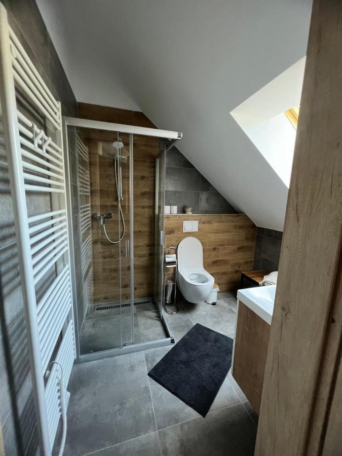 Hobiti Apartman - Frodo Černá v Pošumaví Exterior foto